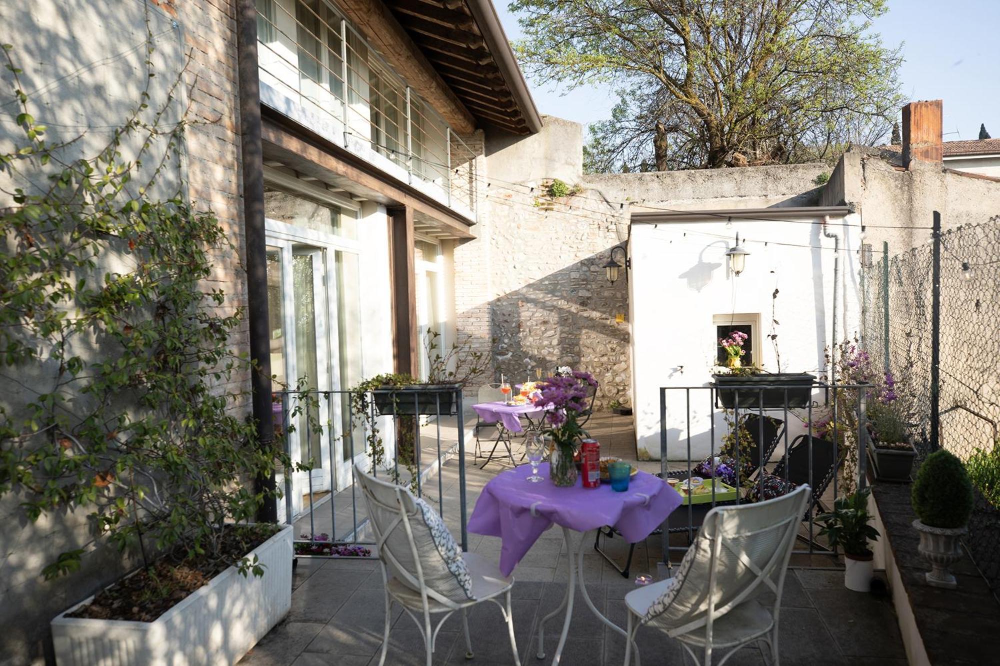 Relais La Rocca Bed & Breakfast *