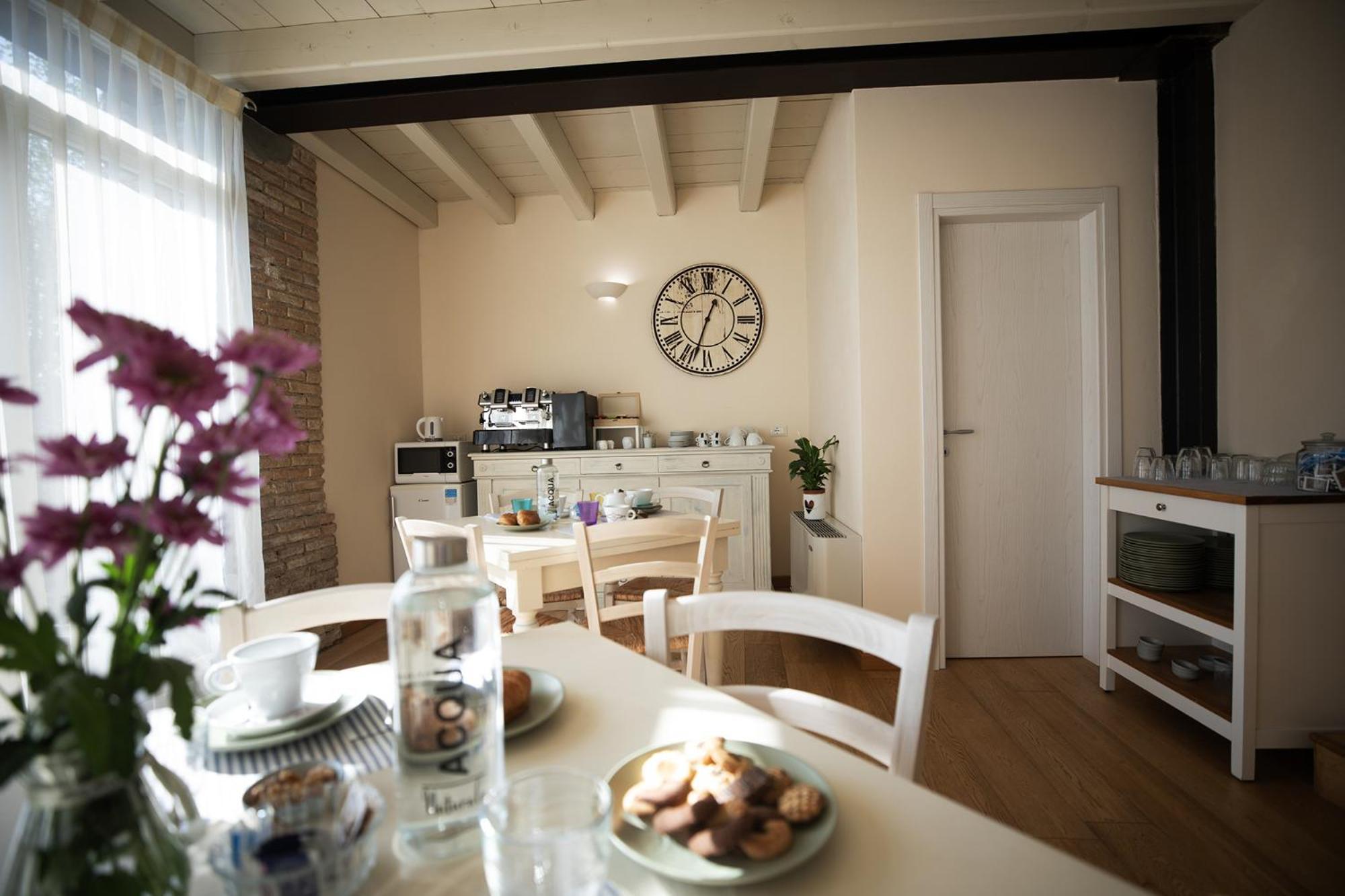 Relais La Rocca Bed & Breakfast *