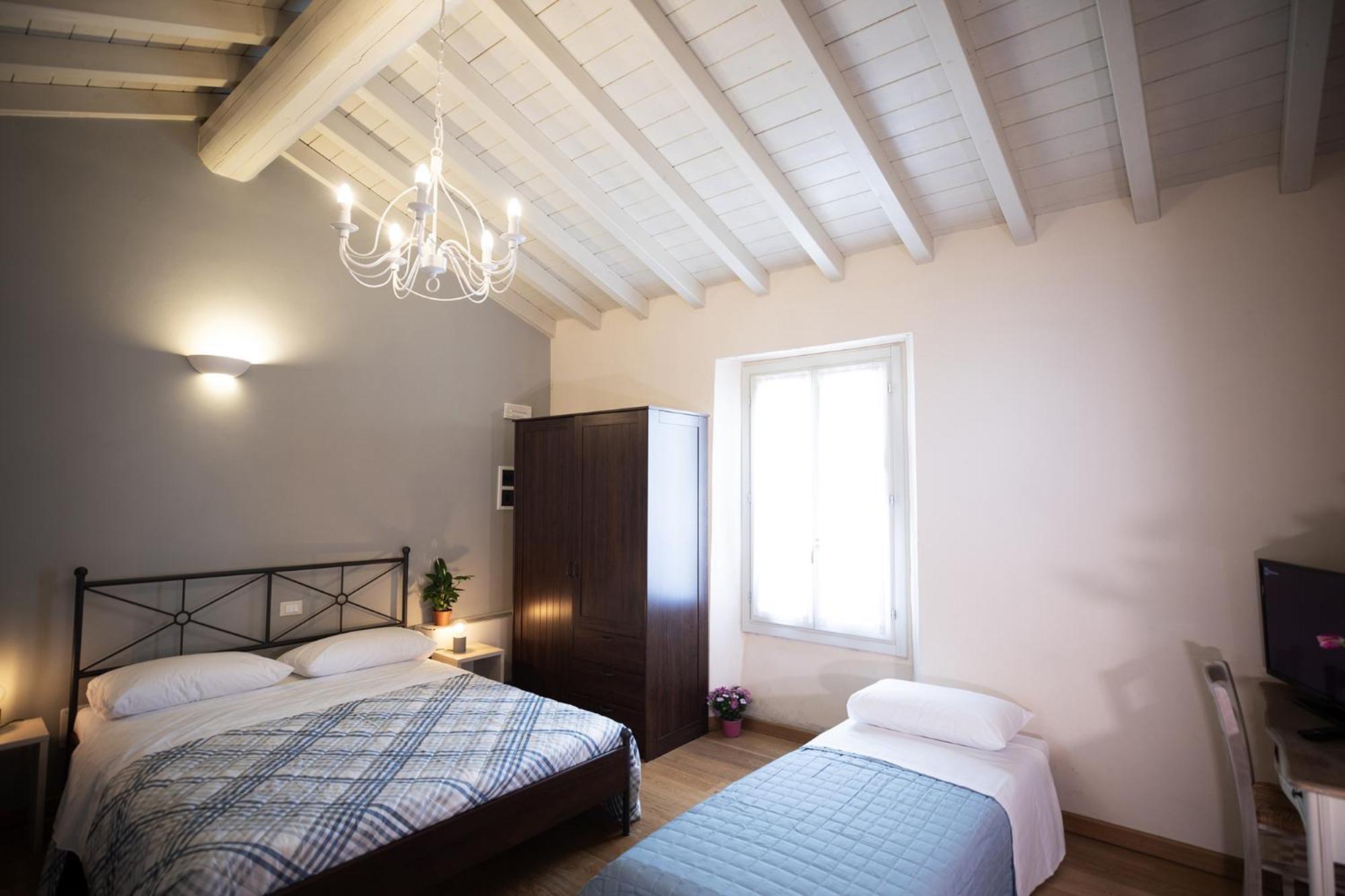 Relais La Rocca Bed & Breakfast