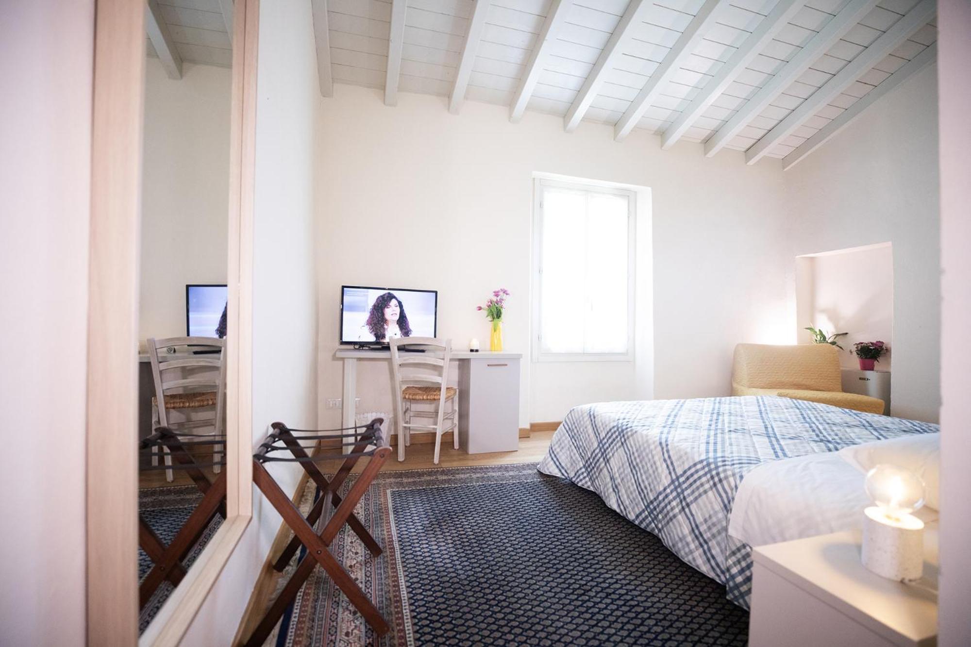Relais La Rocca Bed & Breakfast Solferino