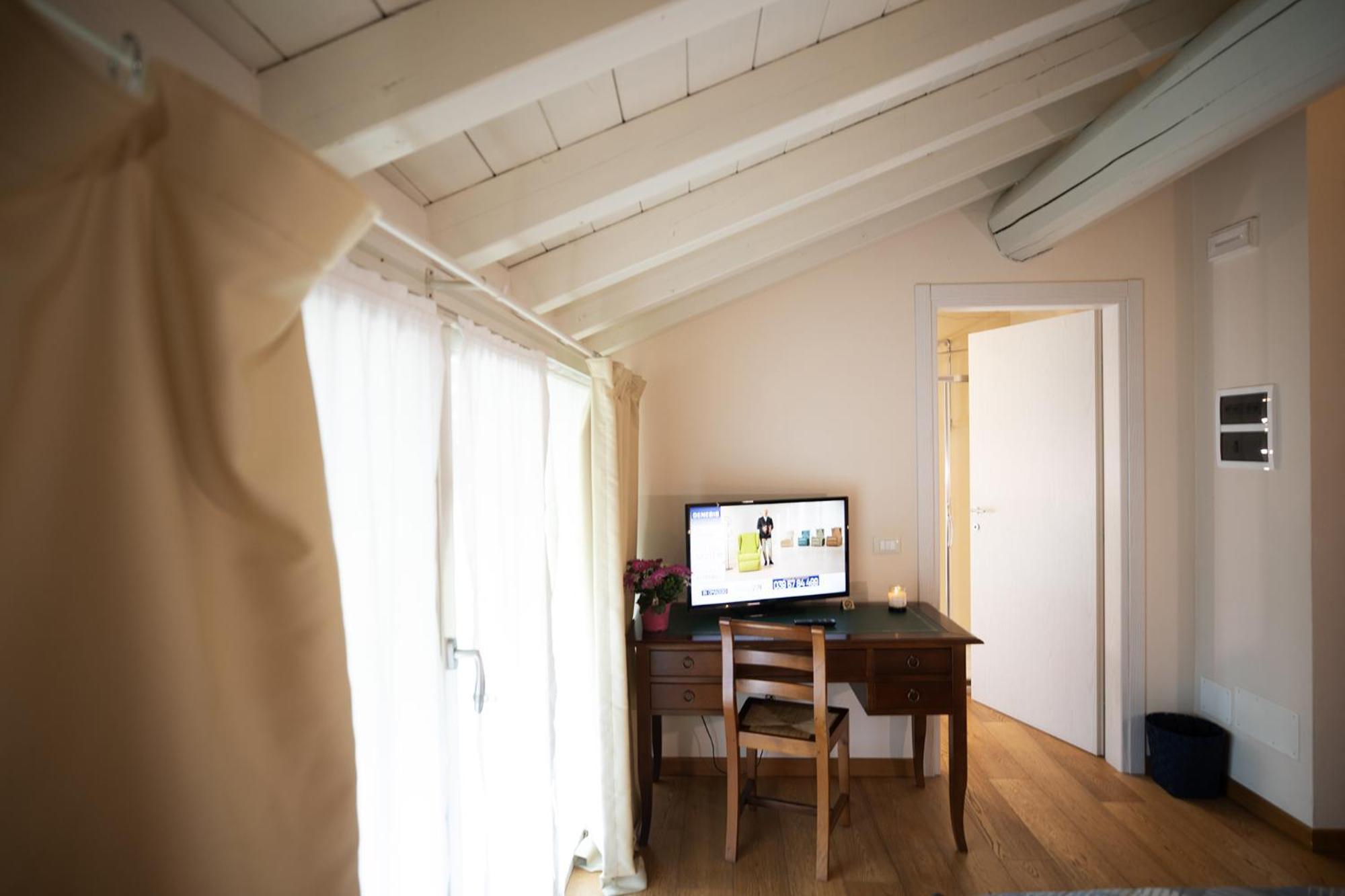 Relais La Rocca Bed & Breakfast Solferino